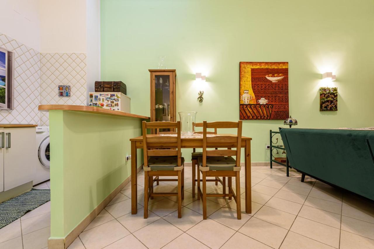 Appartement Jfk Mergellina *